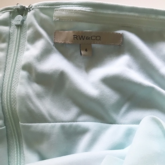 RW & CO. ELEGANT PAISLEY MAXI GOWN SIZE 4 - Picture 4 of 4